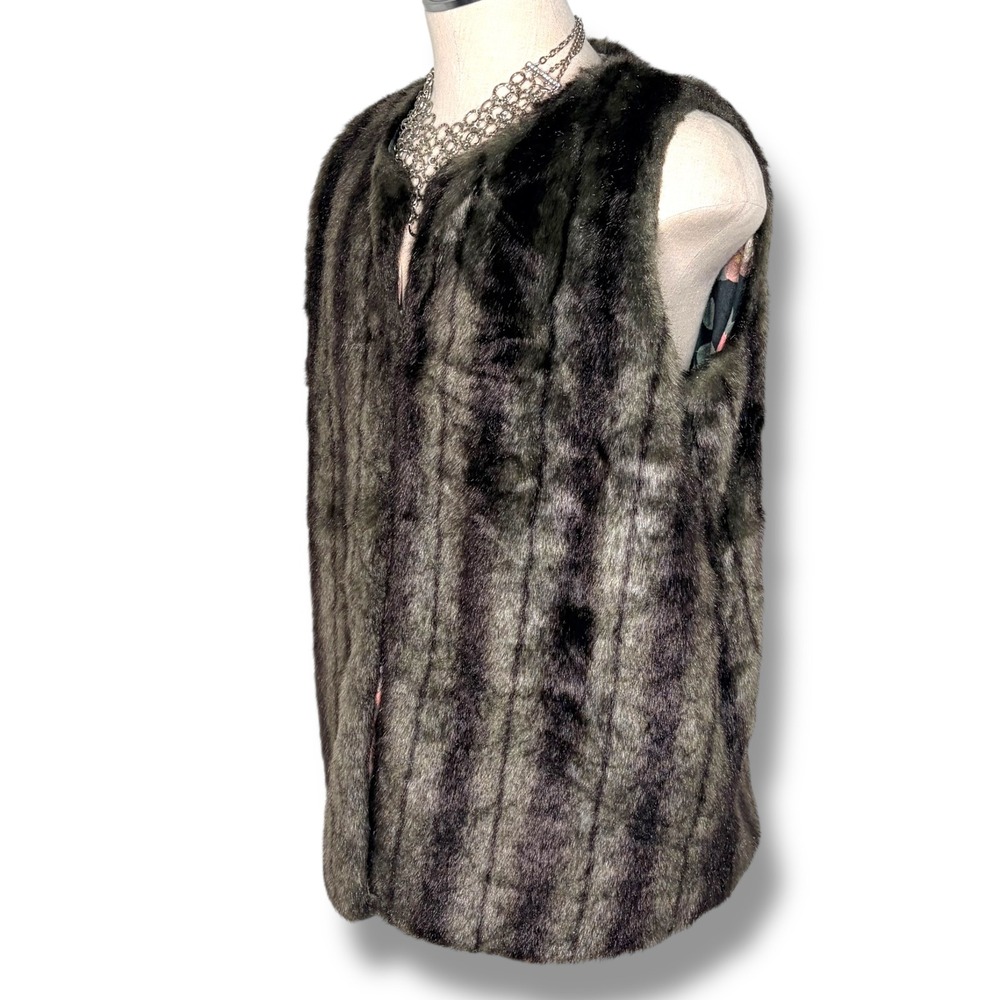 Max Studio Faux Fur Vest 1X Brown‎ Black Striped Floral Lined Open Front Glam